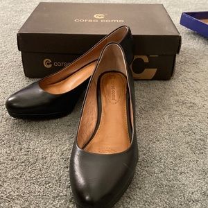 Nordstrom Corso Como black pumps